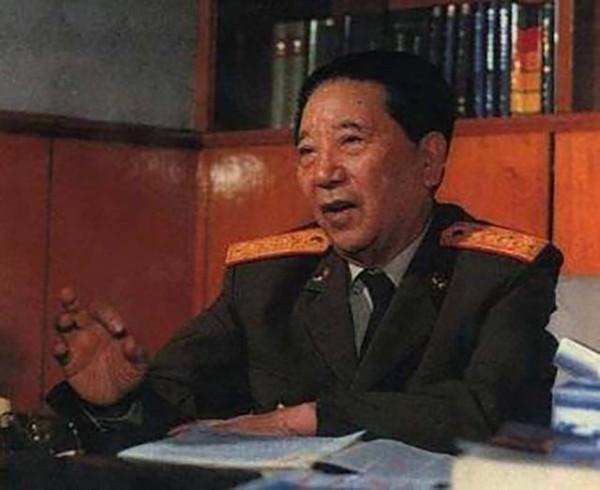 1985年裁軍重組七大軍區,司令員都是誰?後來又被授予了什麼軍銜 1985年裁軍重組七大軍區,司令員都是誰?後來又被授予了什麼軍銜