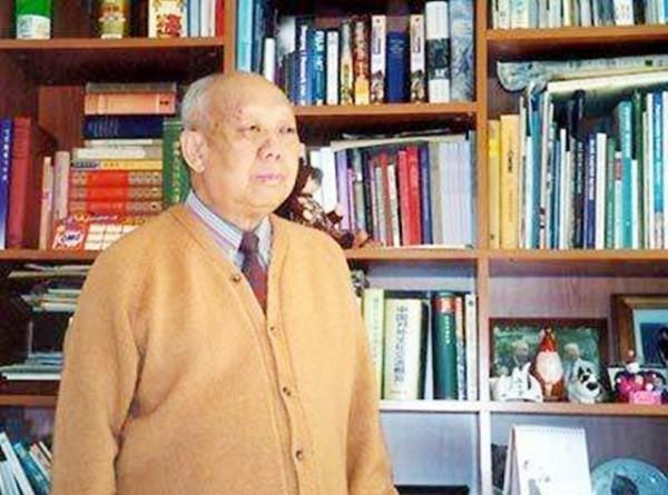 中美關係越緊張,有些華裔越對中國兇,他們不需要同胞的同情 中美關係越緊張,有些華裔越對中國兇,他們不需要同胞的同情