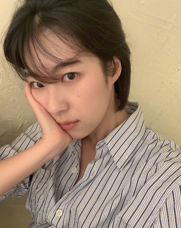 短髮ins時尚博主簡約的時髦搭配 清新又好看