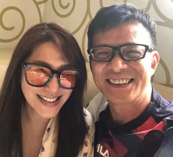 與黃日華約會傳緋聞,關寶慧稱將來的事無法知道,緣分看上天安排 與黃日華約會傳緋聞,關寶慧稱將來的事無法知道,緣分看上天安排