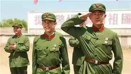 內蒙古軍區司令員尤太忠的警衛排長上街被歹徒打傷，將軍非常氣憤