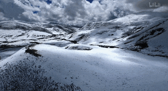 探訪冰川、峽谷徒步，睡在松贊新店，開啟一場自然大冒險