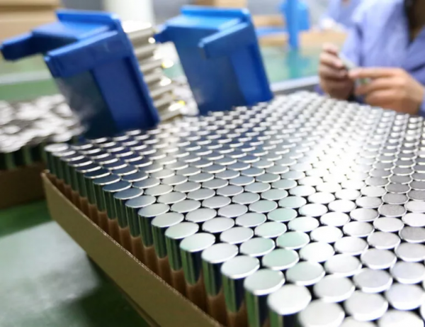 德耐隆簡述解決低溫環境下電池使用壽命縮短的問題 德耐隆簡述解決低溫環境下電池使用壽命縮短的問題