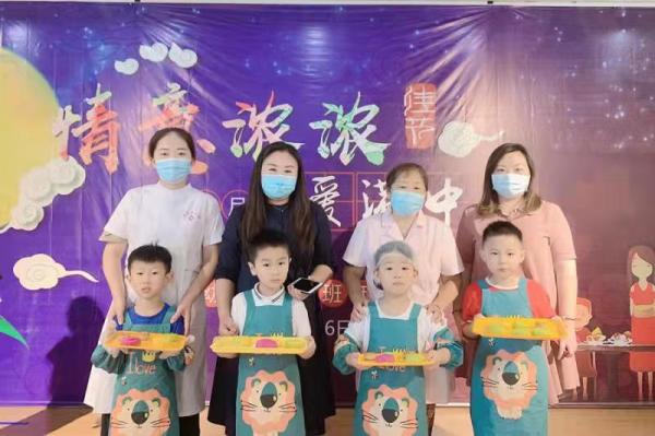 月團圓,人團圓 月團圓,人團圓