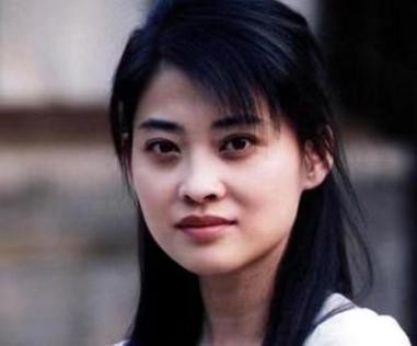 京圈紅港圈黑，兩個事例告訴你京港雙圈是如何玩轉娛樂帝國的