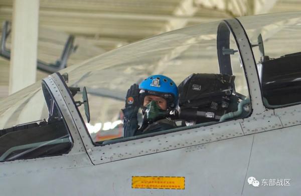 一切為了實戰！複雜氣象條件下展開自由空戰