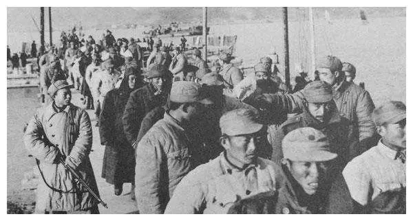 解放軍以漁船渡海作戰，解放了象頭島，王雲沛無處可逃，成了俘虜