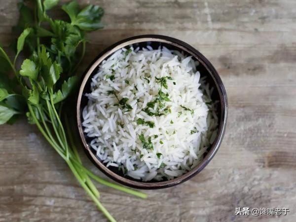 買大米時，“長粒米”和“圓粒米”區別很大，學會再買不吃虧