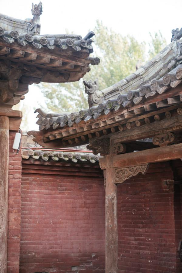 鎮國寺，山西古建築的代表，還可以看雕塑