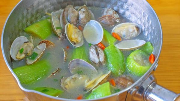 天冷了，6道熱騰騰的湯端上桌，營養全面好消化，暖暖活活過深秋