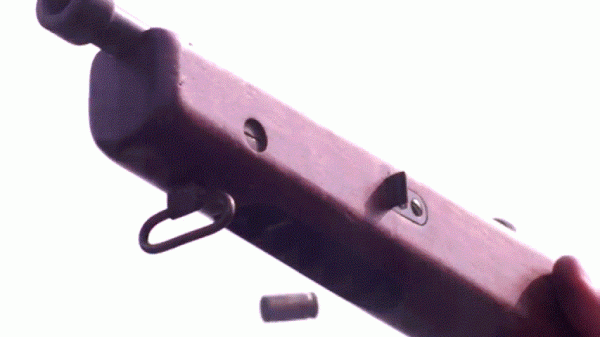 二戰美軍四等人“淘貨”:10萬支衝鋒槍,戰場上沒人用 二戰美軍四等人“淘貨”:10萬支衝鋒槍,戰場上沒人用