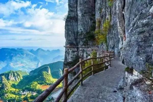 湖北恩施旅遊攻略