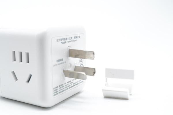 日系大廠松下的USB魔方插座到底好用嗎?這個功率購買要考慮下 日系大廠松下的USB魔方插座到底好用嗎?這個功率購買要考慮下