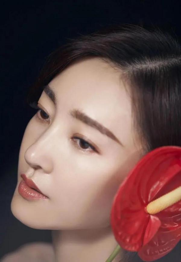 王麗坤這身穿出了高階感，原來秘密在3個細節裡&period;&period;&period;