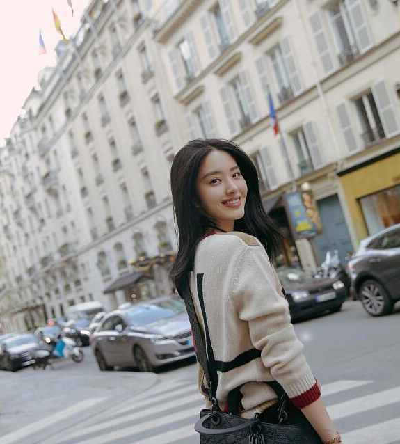 好看的皮囊千篇一律，普通人如何在變美的同時提高辨識度？