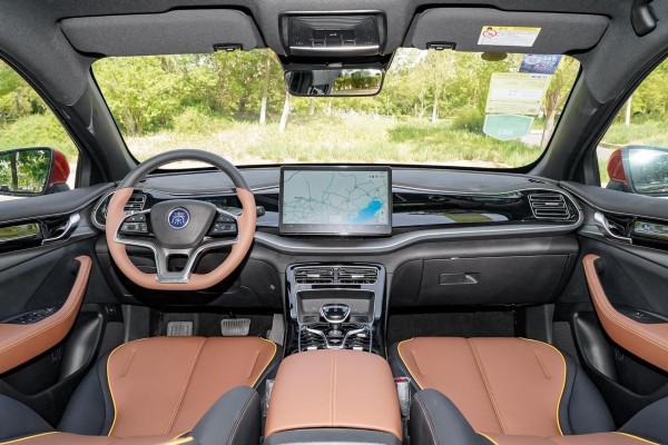 搭“刀片電池”最大續航600km，秦PLUS EV版值得入手嗎？