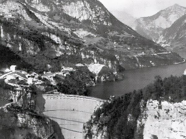 “最堅固的大壩”：大山垮了大壩還在，洪水席捲村莊，2500人死亡