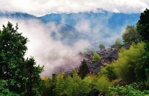 中國唯一允許擁有槍的村子，每個男人成年就能領一把槍