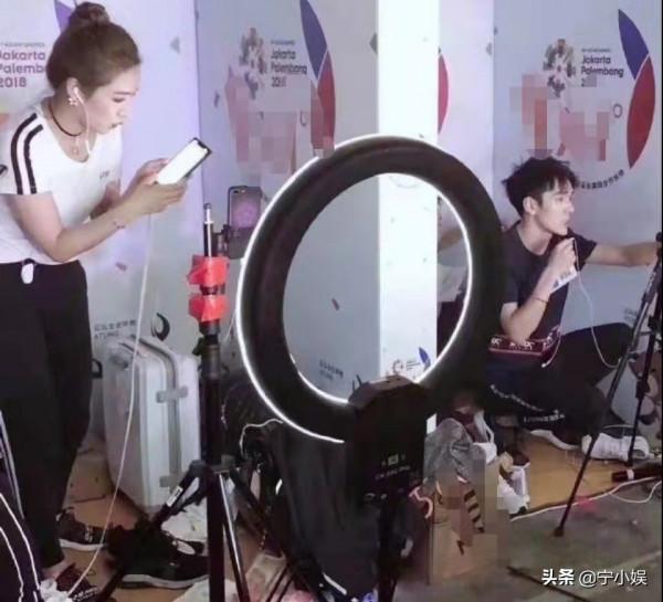 曾年入近3億超過明星,初代頂流網紅張大奕卻用4年讓自己跌落神壇 曾年入近3億超過明星,初代頂流網紅張大奕卻用4年讓自己跌落神壇