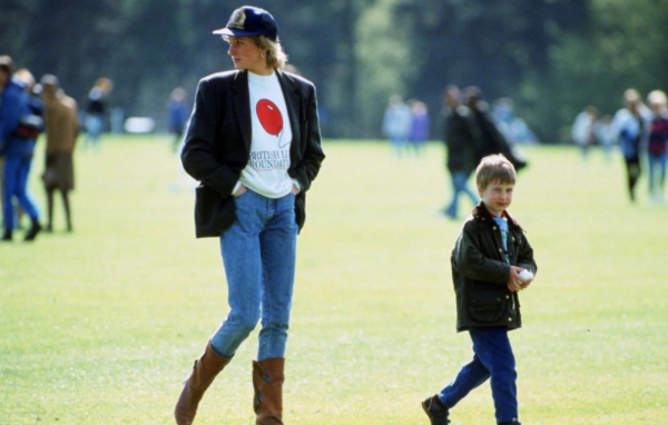 氣質與奢侈品無關,梅根想模仿戴安娜的高階感,結果卻是東施效顰 氣質與奢侈品無關,梅根想模仿戴安娜的高階感,結果卻是東施效顰