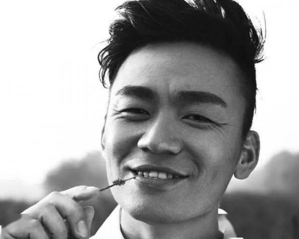 賈乃亮新女友？王寶強黑料？景甜簽約賈士凱？佟麗婭追求者多？