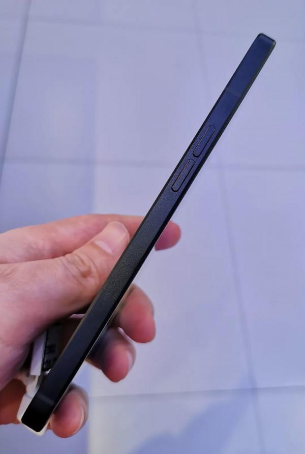 安卓手機裡的“iPhone13”,直邊中框手機盤點推薦 安卓手機裡的“iPhone13”,直邊中框手機盤點推薦