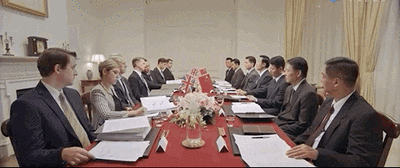 1997年香港迴歸，英國降下國旗後，為何會間隔5秒才升起五星紅旗