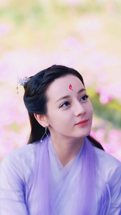 紫衣別瞎穿,這6位的紫衣高貴典雅,冷酷有氣度,個個翩翩佳公子 紫衣別瞎穿,這6位的紫衣高貴典雅,冷酷有氣度,個個翩翩佳公子