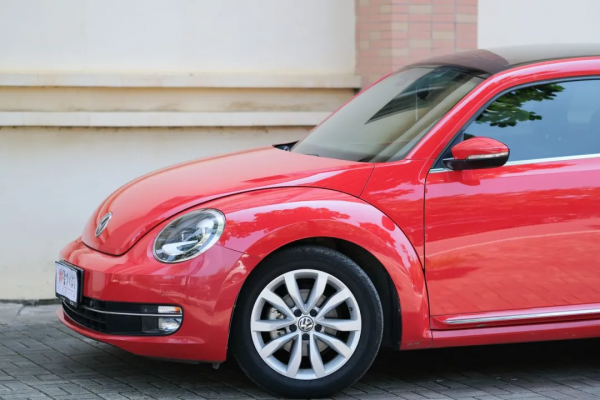 大眾 甲殼蟲:動力入門配置到頂,實惠又有品 大眾 甲殼蟲:動力入門配置到頂,實惠又有品