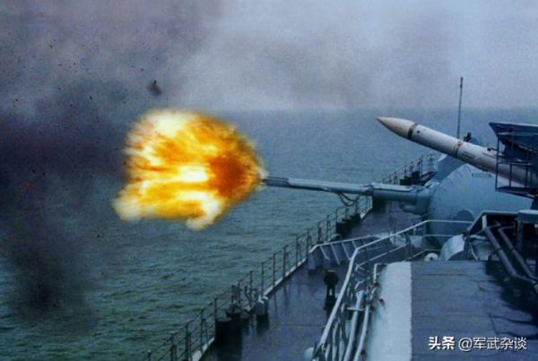 中國已無火力支援艦，可讓370遠火上艦，用“二代九江”支援灘頭