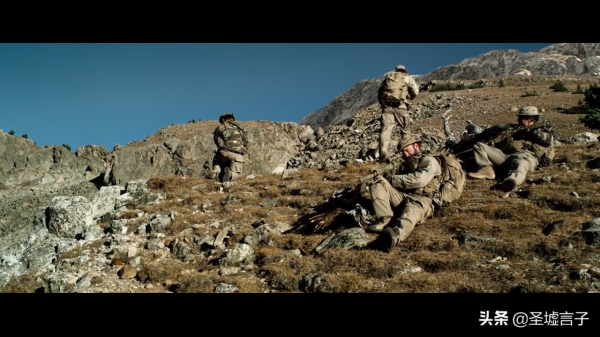 孤獨的倖存者:塔利班圍剿海豹突擊隊,19名精英成員全部犧牲 孤獨的倖存者:塔利班圍剿海豹突擊隊,19名精英成員全部犧牲