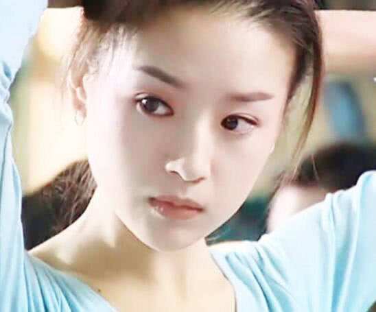 董潔到底有多狠？為了離婚不惜抹黑前夫，9年間不讓親生父子相見