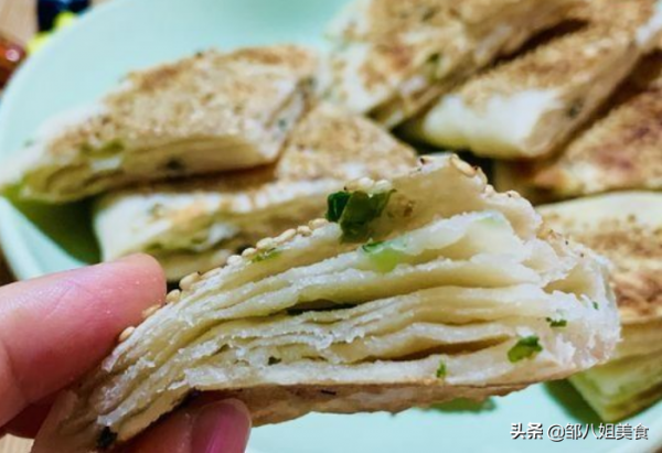 做死麵餅,牢記1個技巧,做好2個步驟,外酥裡軟放涼都不硬 做死麵餅,牢記1個技巧,做好2個步驟,外酥裡軟放涼都不硬