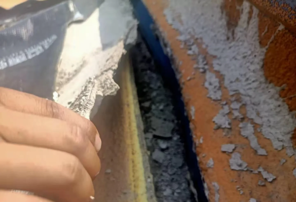 樓頂漏雨，物業大吼大叫死活不管，應該怎麼辦？