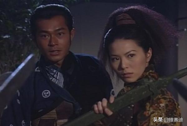 還好《尋秦記》的烏廷芳是萱萱，不然那無能聖母的人設會被噴死