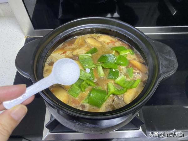 砂鍋豆腐煲山東的家常做法,豆腐鮮嫩又入味,湯汁美味又下飯 砂鍋豆腐煲山東的家常做法,豆腐鮮嫩又入味,湯汁美味又下飯