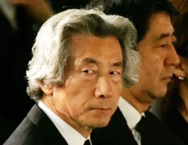 美國教授刁難：中國安裝竊聽裝置，李肇星的回答，令眾人哈哈大笑