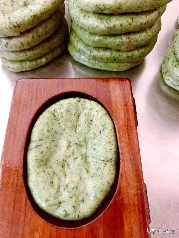 集娛樂與美味於一身的美食——鼠曲粿 集娛樂與美味於一身的美食——鼠曲粿