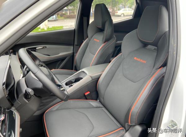 良心價6萬多起，解讀寶駿RS-3，全景天窗+自動駕駛，價效比高嗎？