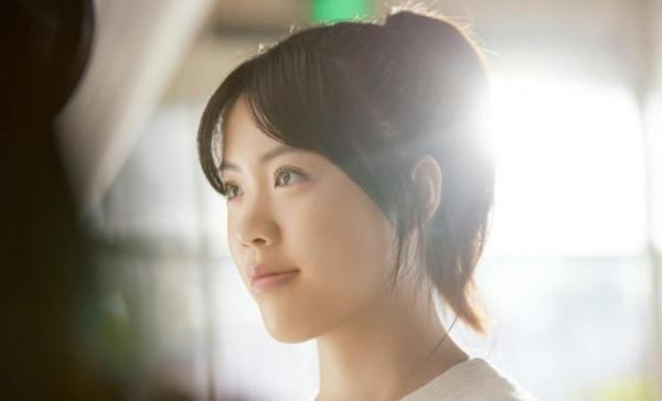 奧冠楊倩身份大變不敢認！穿禮服裙代言高奢品牌，同框林妙可不輸