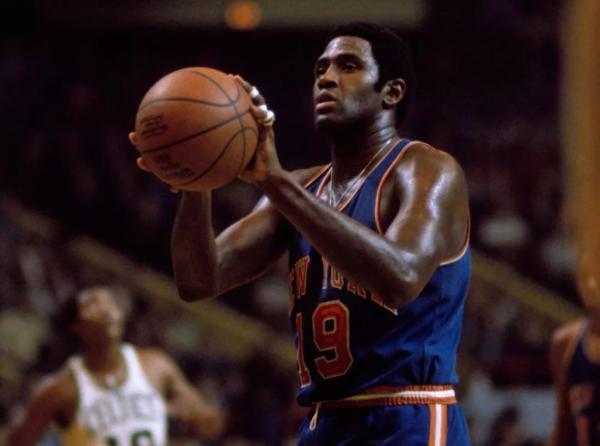 含金量不足?盤點NBA最有爭議的十大FMVP:萌神庫裡最為可惜 含金量不足?盤點NBA最有爭議的十大FMVP:萌神庫裡最為可惜