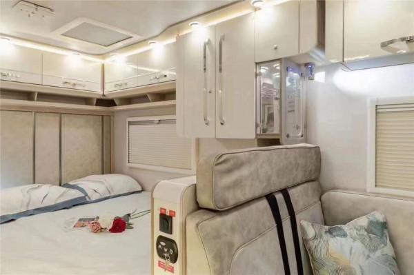 亞特房車尊致S5，小額頭無拓展 適合一家四口出行