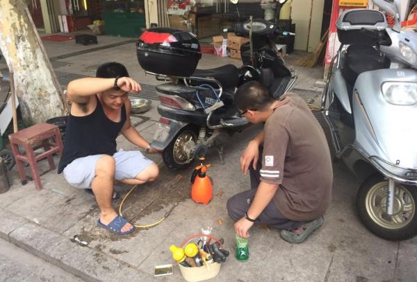 今天才知道，電動車“每天充電”和“用完再充”，哪個會更傷電池