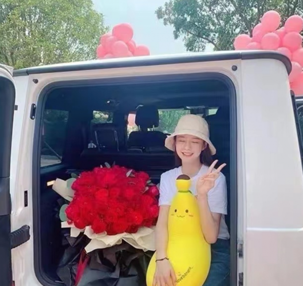 一把菜刀60萬，一雙日常鞋80萬，明星們的生活到底有多奢侈？