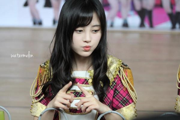 鞠婧禕握手會飯拍，現場照片