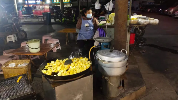 在嵩明減肥真的太難了,畢竟誰能拒絕得了隆源的宵夜呢 在嵩明減肥真的太難了,畢竟誰能拒絕得了隆源的宵夜呢