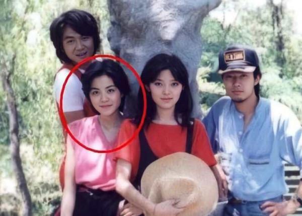 和王菲的初戀相愛28年，51歲的詠梅才是人間清醒