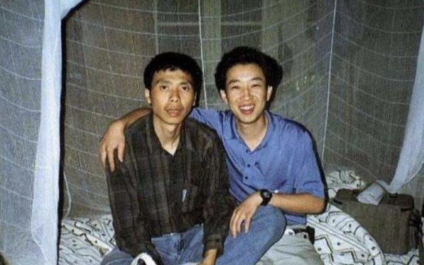 馮小剛前妻張娣：隱忍徐帆7年才離婚，單親帶女兒22年未曾改嫁