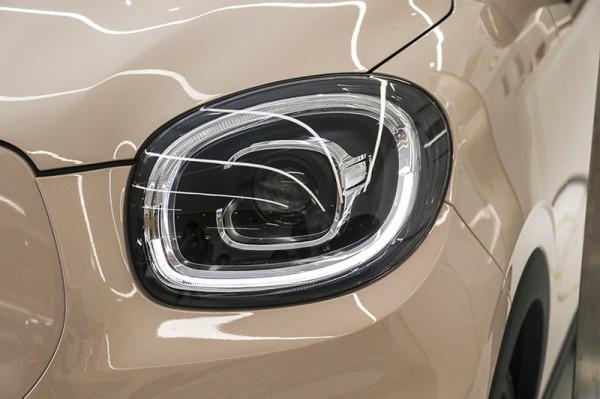 不到8萬元，續航403km，零跑T03流沙粉到店實拍