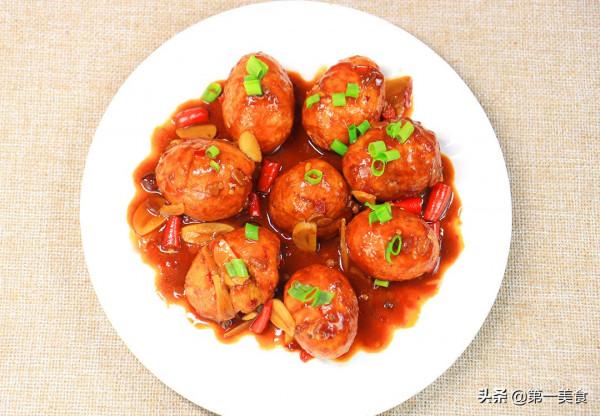 廚師長分享虎皮雞蛋家常做法,一煮二炸三燉,外酥裡嫩,鹹香入味 廚師長分享虎皮雞蛋家常做法,一煮二炸三燉,外酥裡嫩,鹹香入味